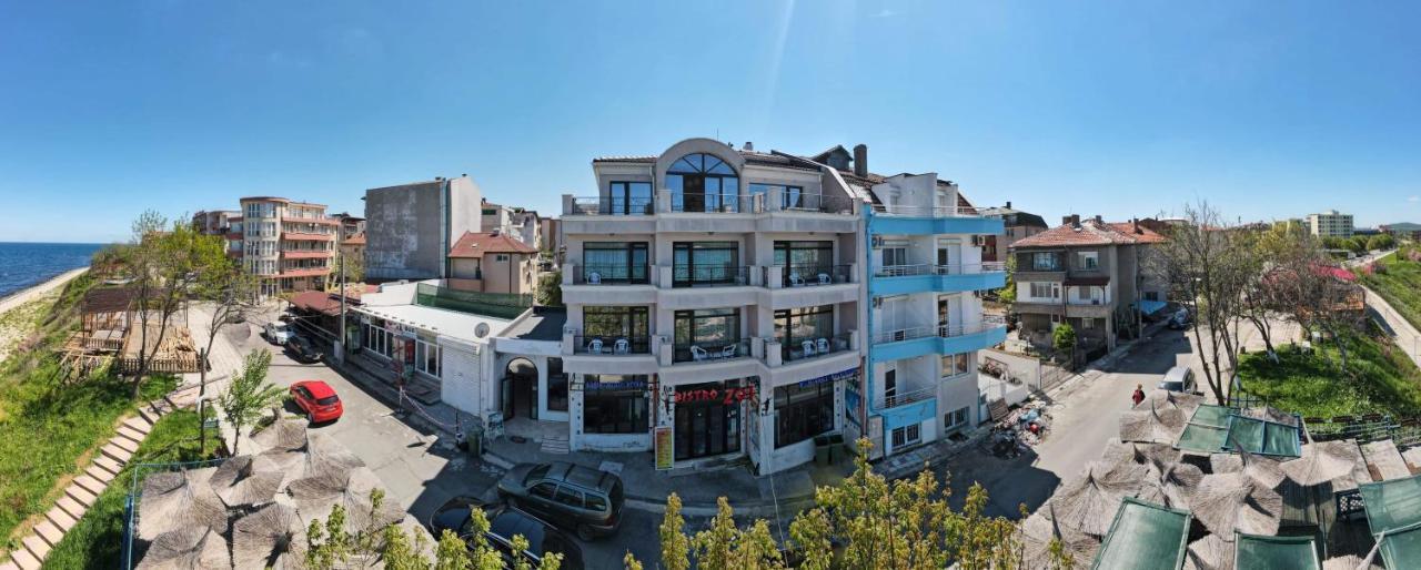 Ashram Hotel Primorsko Exterior foto